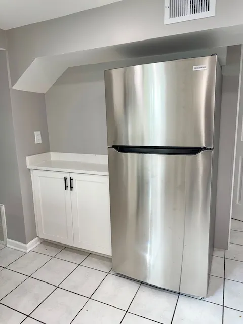 4200 N Damen Ave   60618 60618-4200 Damen-unit#G-Chicago-IL