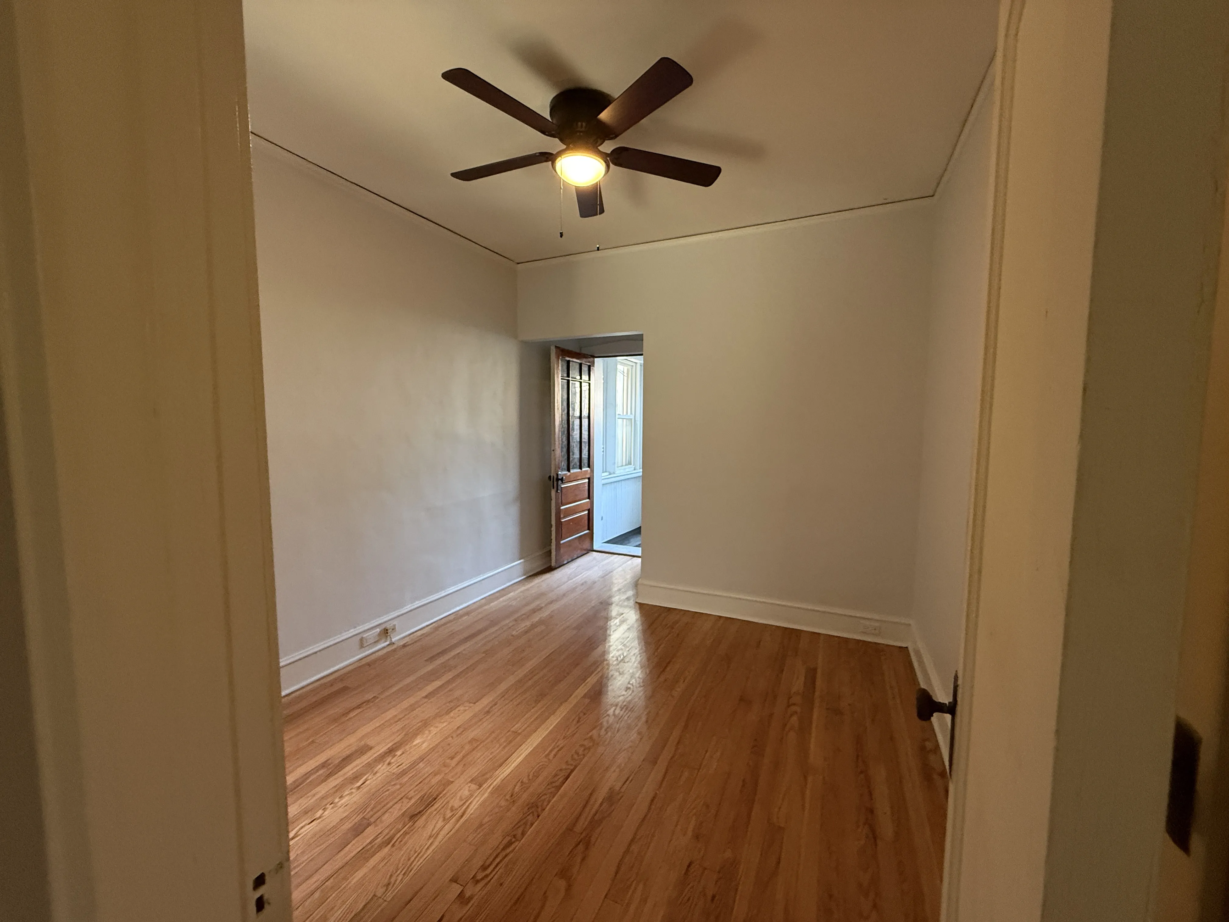 1506 W ROSEMONT AVE 60660-Rosemont Apartments-unit#2-E-Chicago-IL