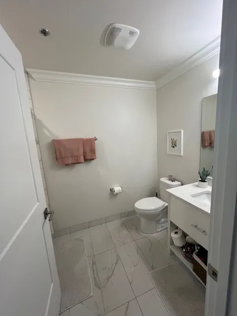 104 S Laflin St   60607 60607-Chicago-IL