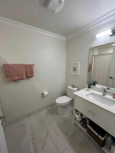 104 S Laflin St   60607 60607-Chicago-IL