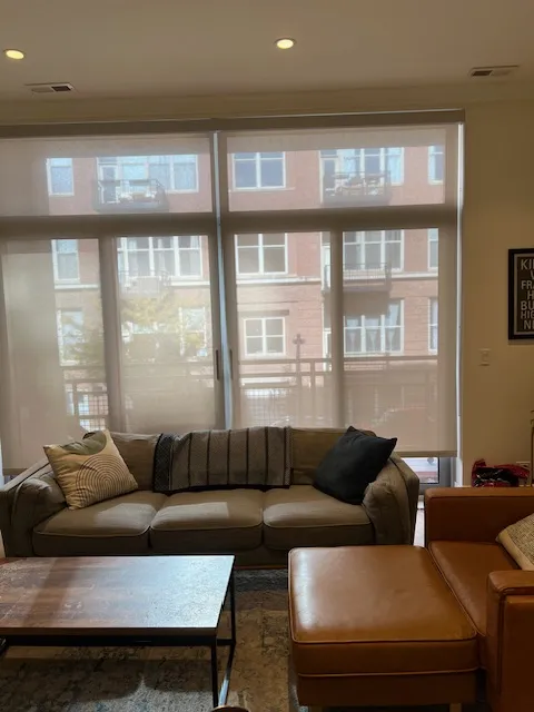 104 S Laflin St   60607 60607-Chicago-IL