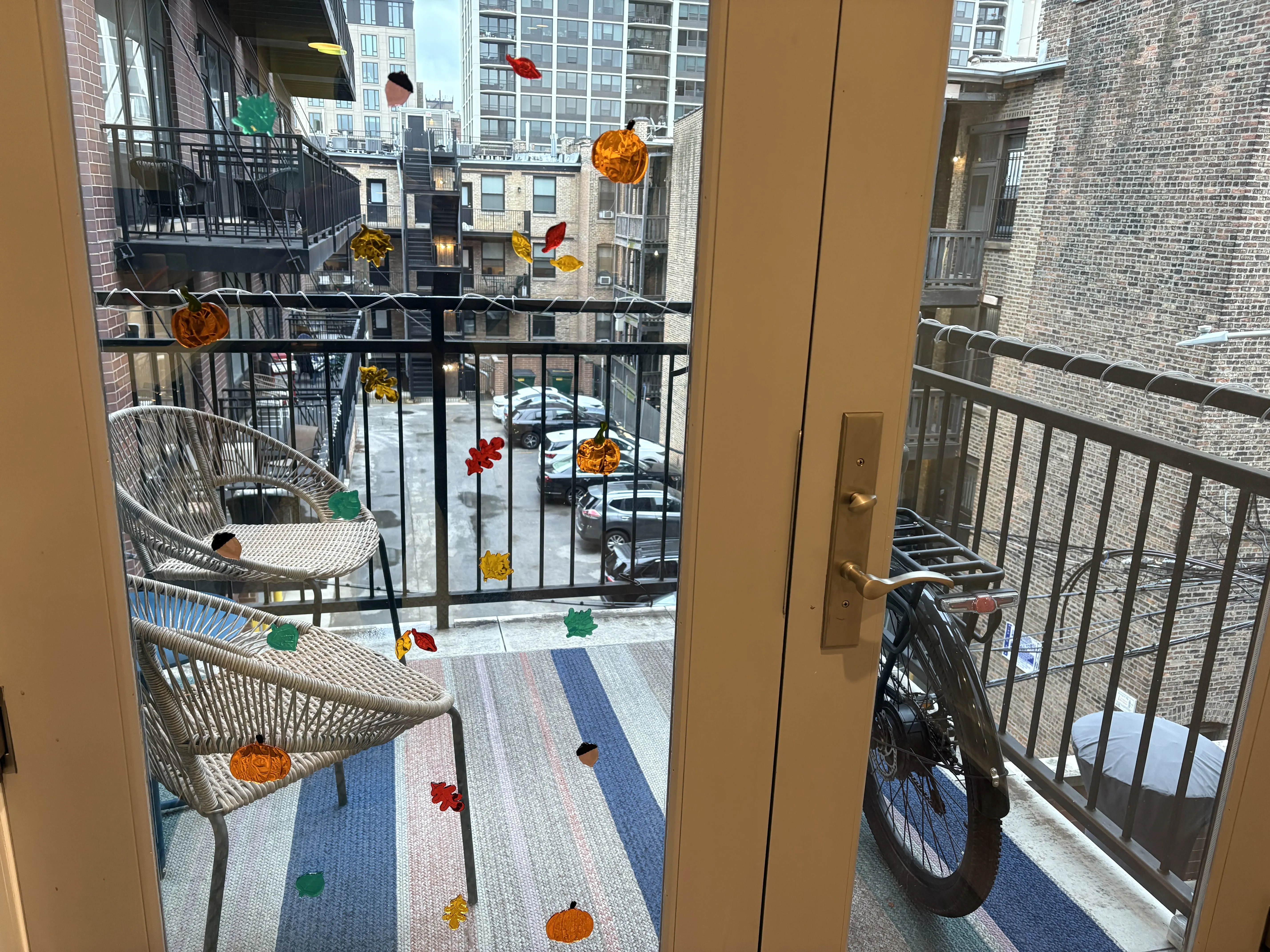 1553 N Wells St 60610 60610-Chicago-IL