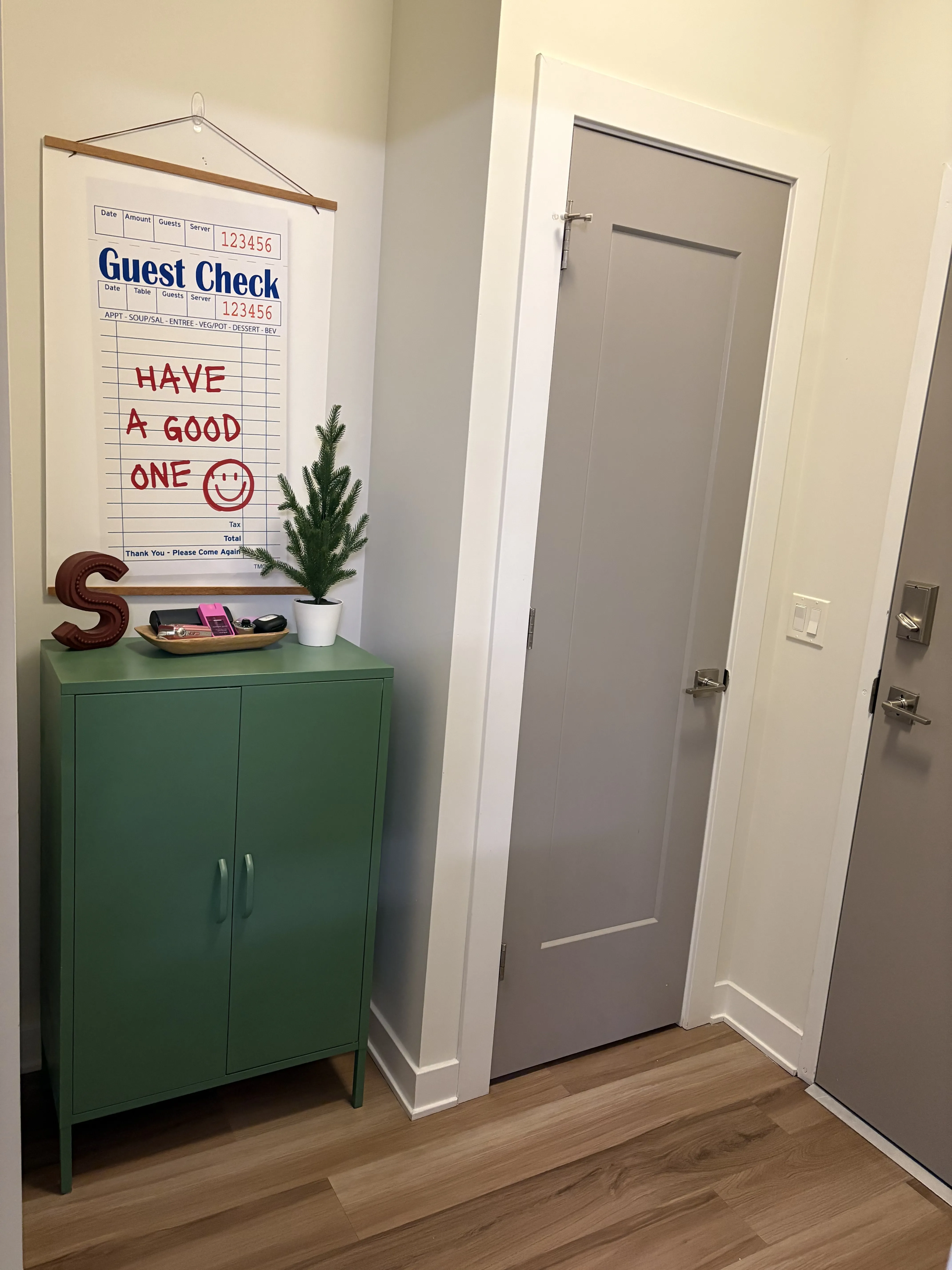 1553 N Wells St 60610 60610-Chicago-IL