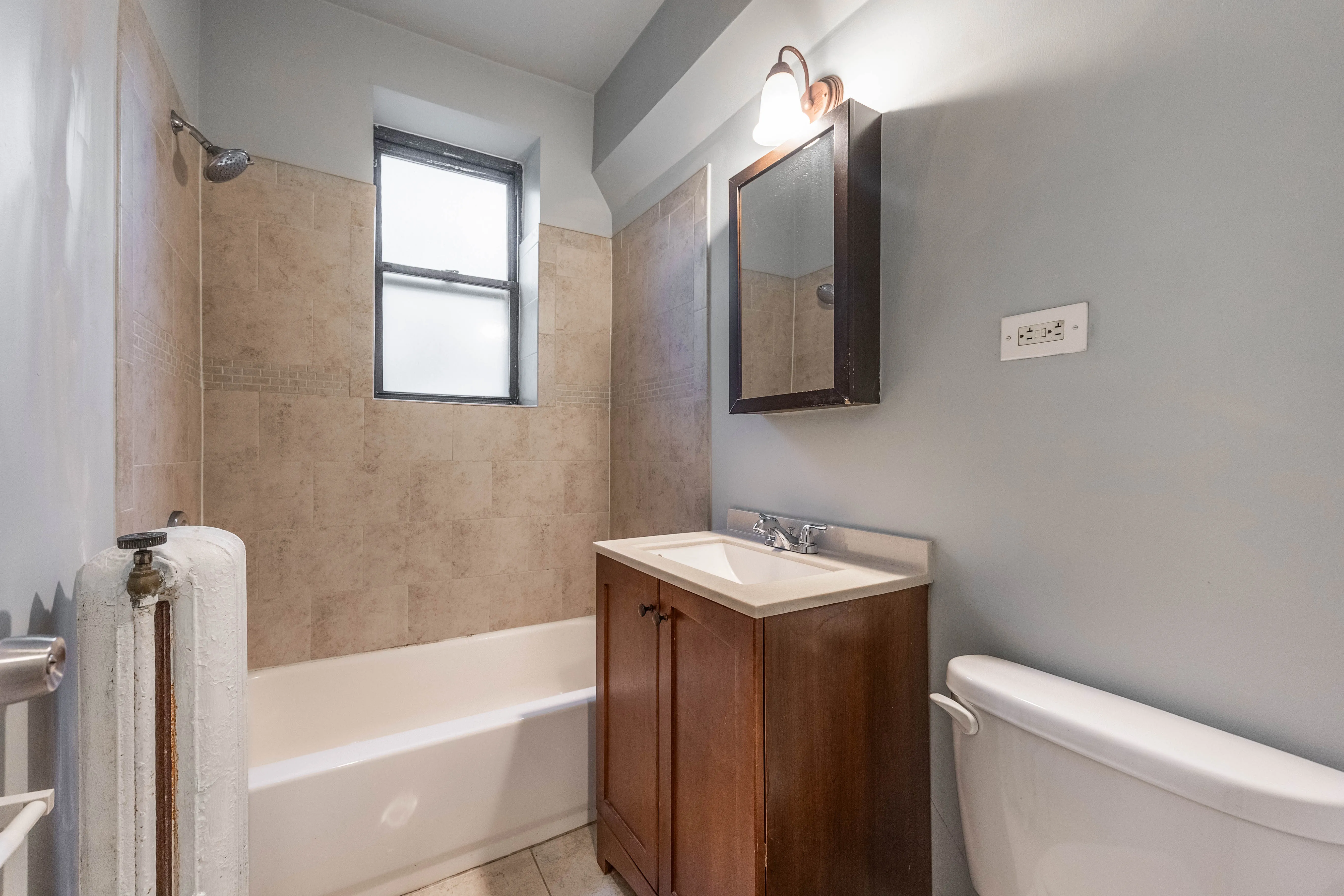 1164 N Dearborn St   60610 60610-unit#214-Chicago-IL