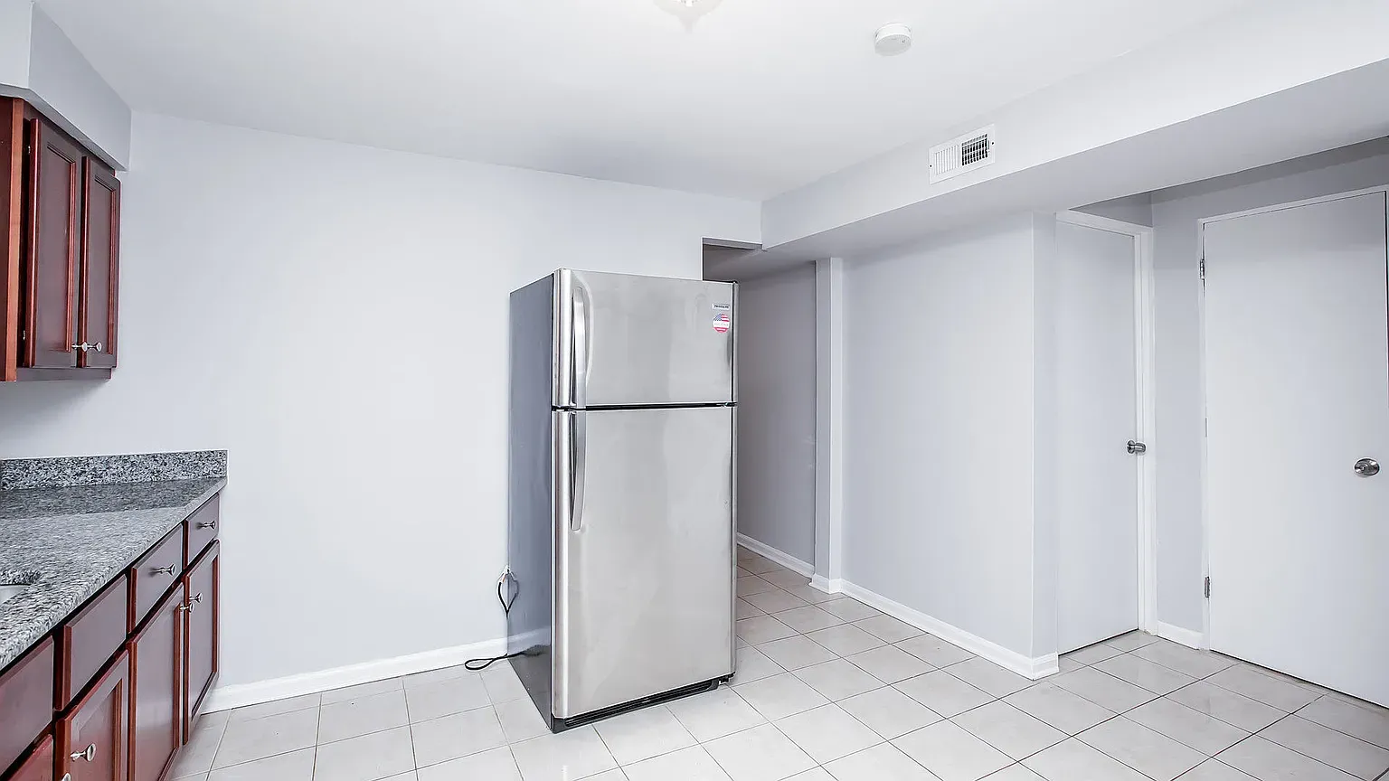 5439 W Schubert Ave 60639 60639-unit#BSMT-Chicago-IL