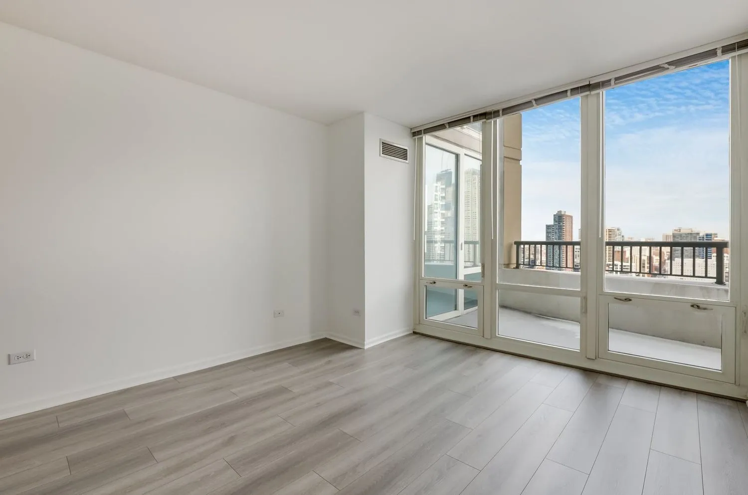 345 N La Salle Dr   60654 60654-unit#3002-Chicago-IL