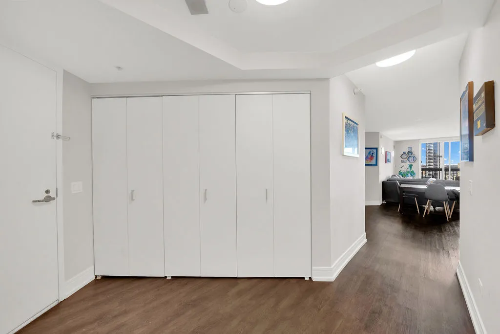 545 N Dearborn St   60654 60654-unit#2011-Chicago-IL