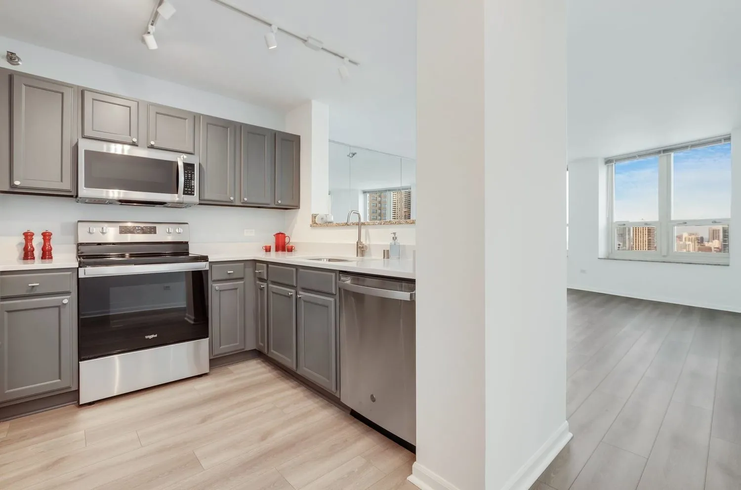 345 N La Salle Dr   60654 60654-unit#3002-Chicago-IL