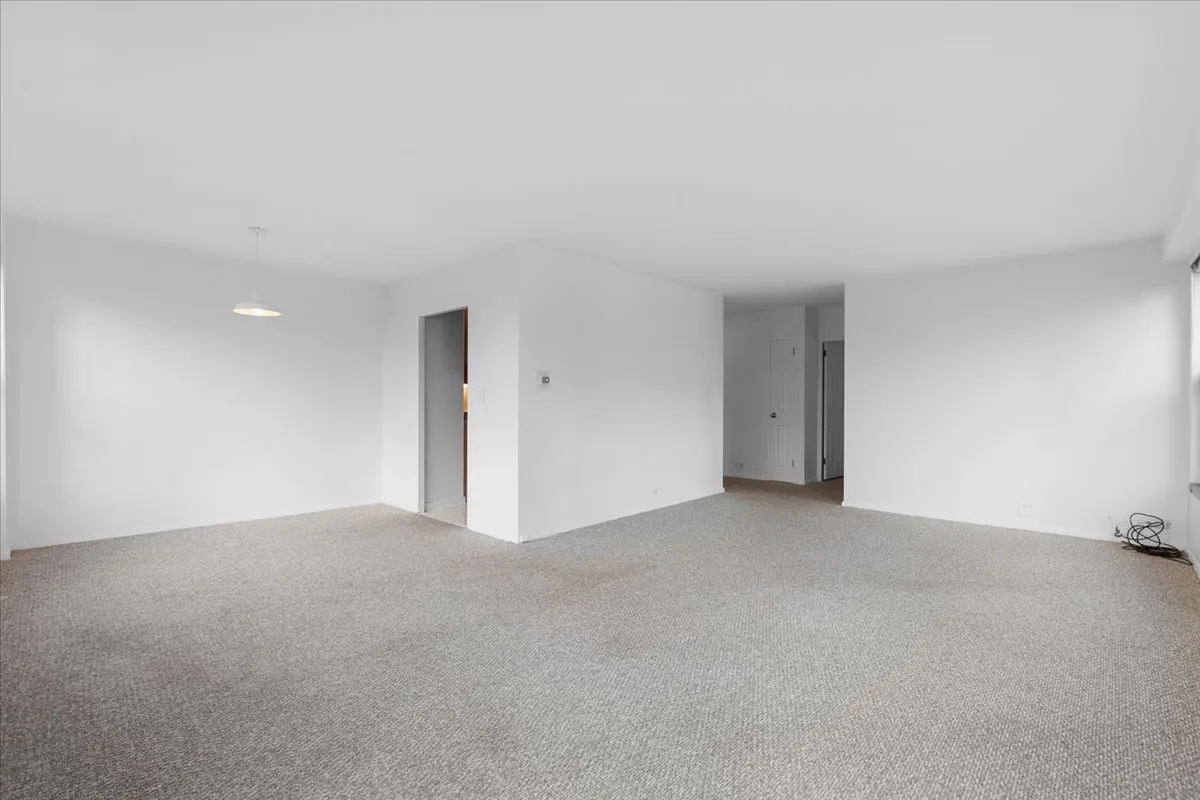 2970 N Lake Shore Dr   60657 60657-unit#6F-Chicago-IL