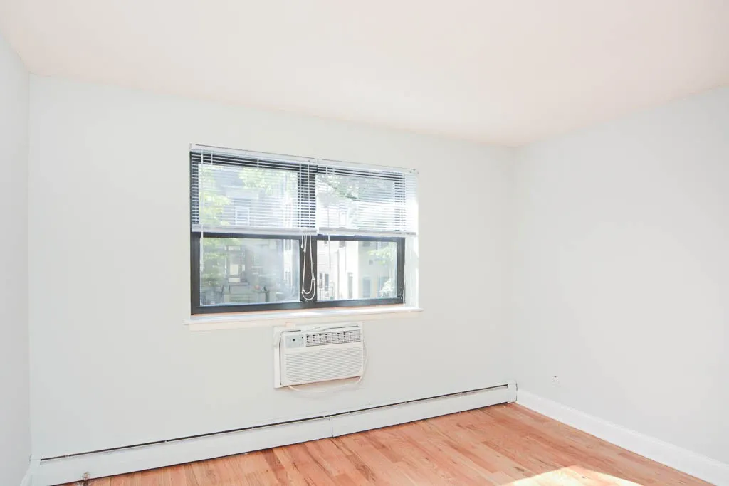 510 W Briar, , 60657 60657-unit#202-Chicago-IL