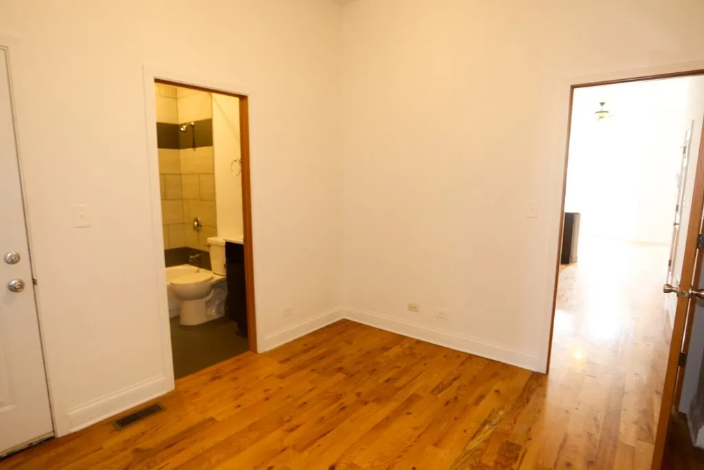 1704 W Sunnyside, ,  60640 60640-unit#2-Chicago-IL