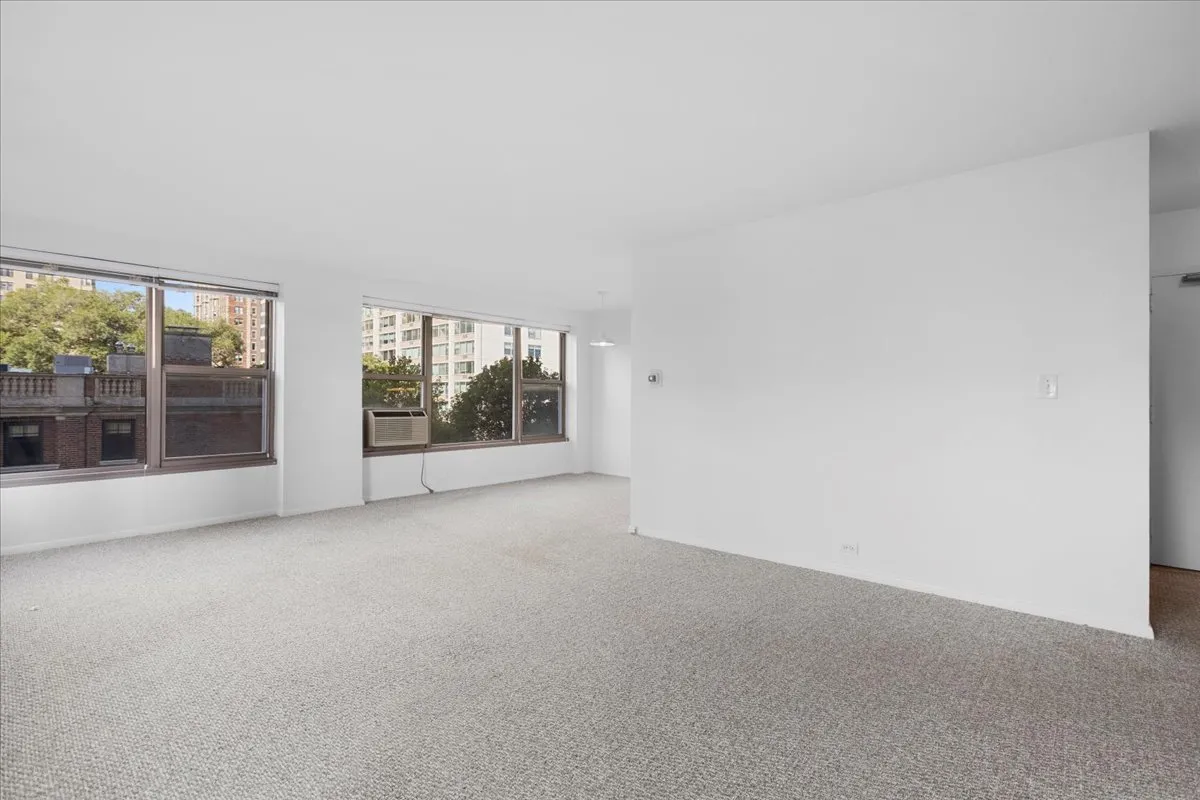 2970 N Lake Shore Dr   60657 60657-unit#6F-Chicago-IL