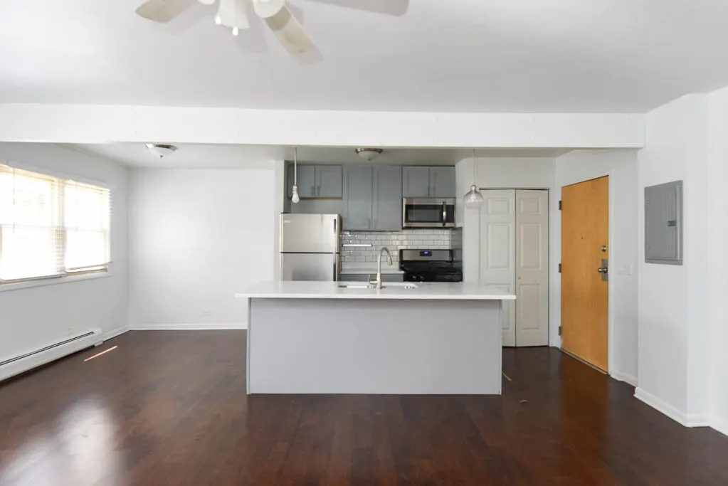 7319 N Rogers, , 60626 60626-unit#102-Chicago-IL