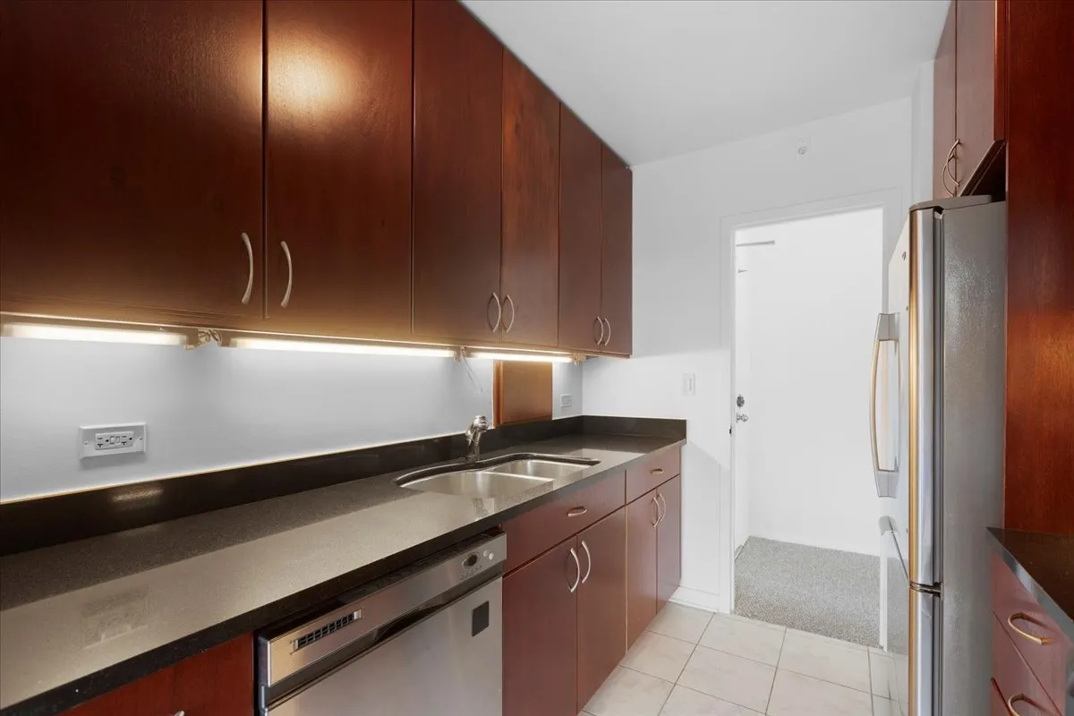 2970 N Lake Shore Dr   60657 60657-unit#6F-Chicago-IL