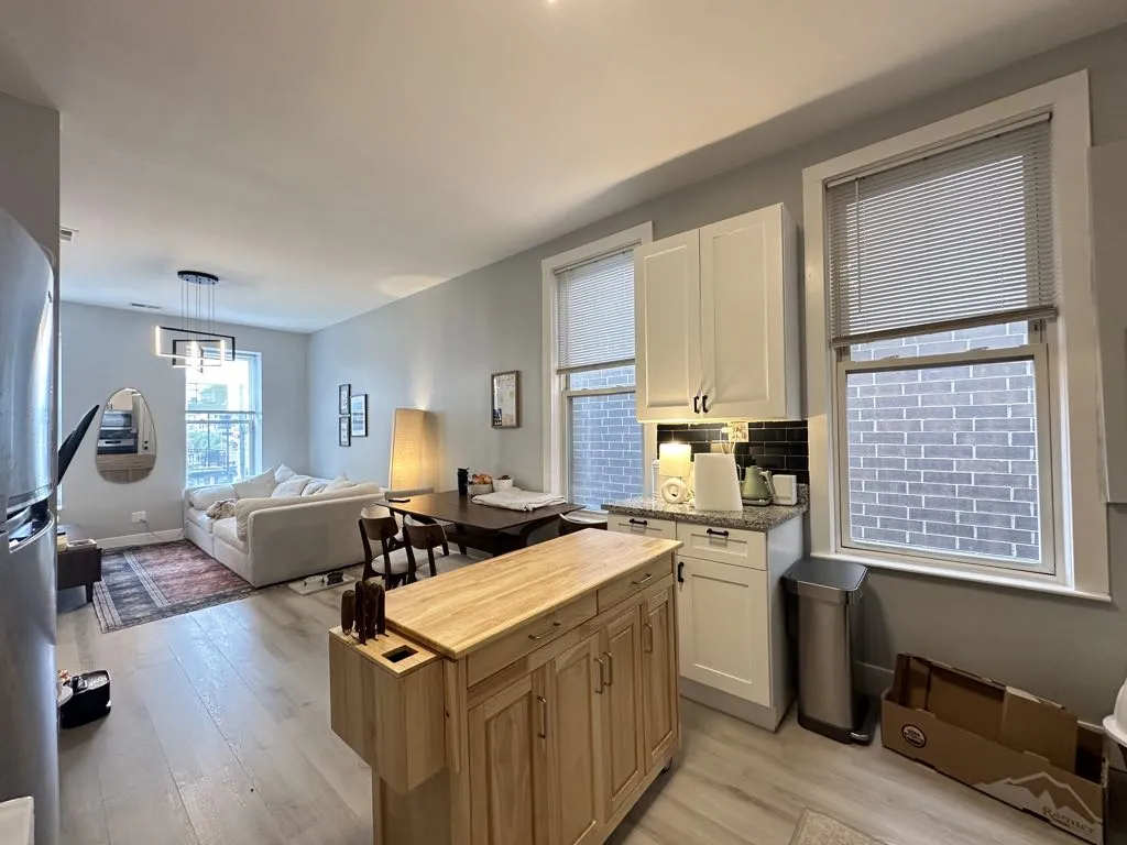 1333 W Walton, ,  60642 60642-unit#F4-Chicago-IL