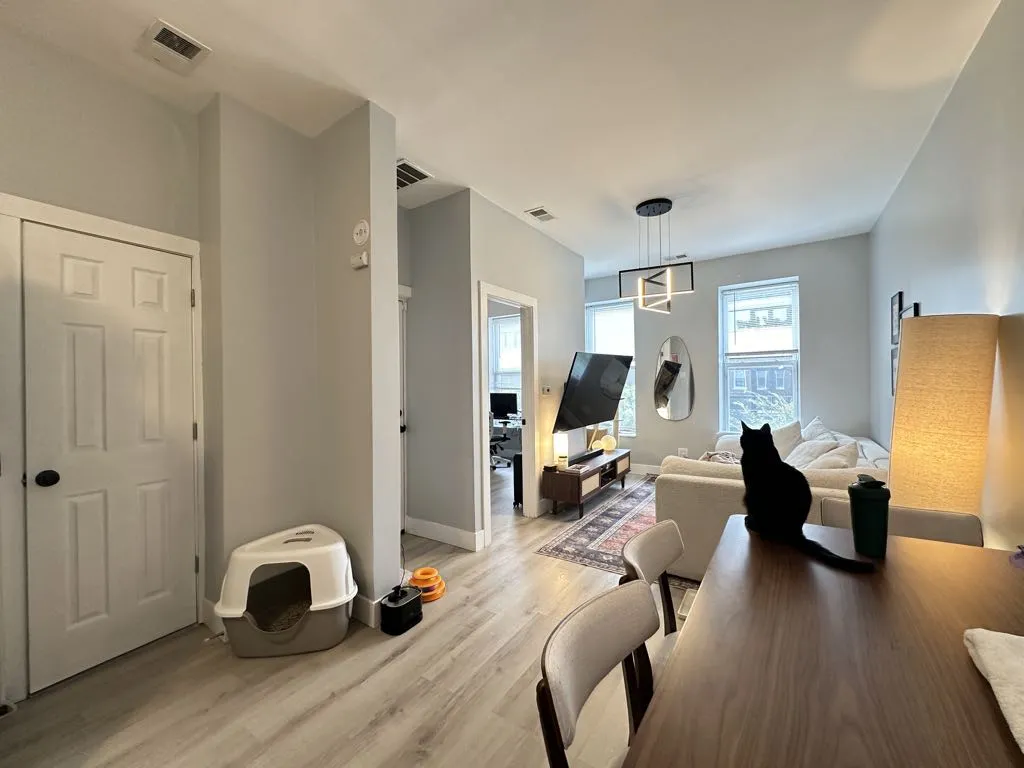 1333 W Walton, ,  60642 60642-unit#F4-Chicago-IL