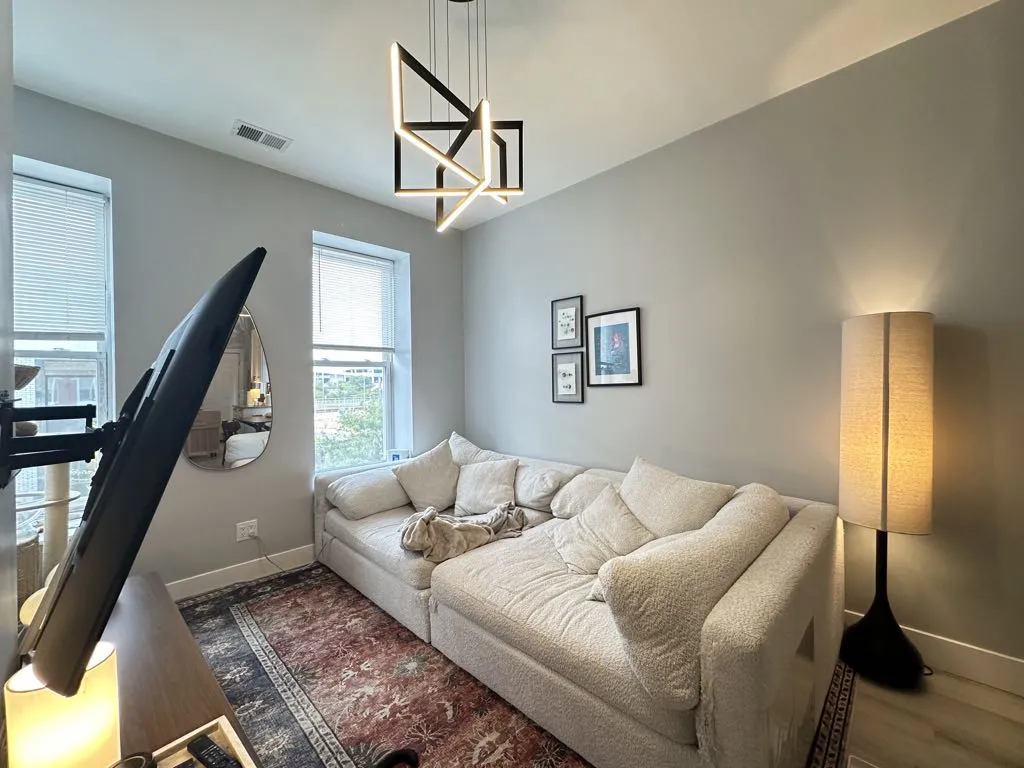 1333 W Walton, ,  60642 60642-unit#F4-Chicago-IL