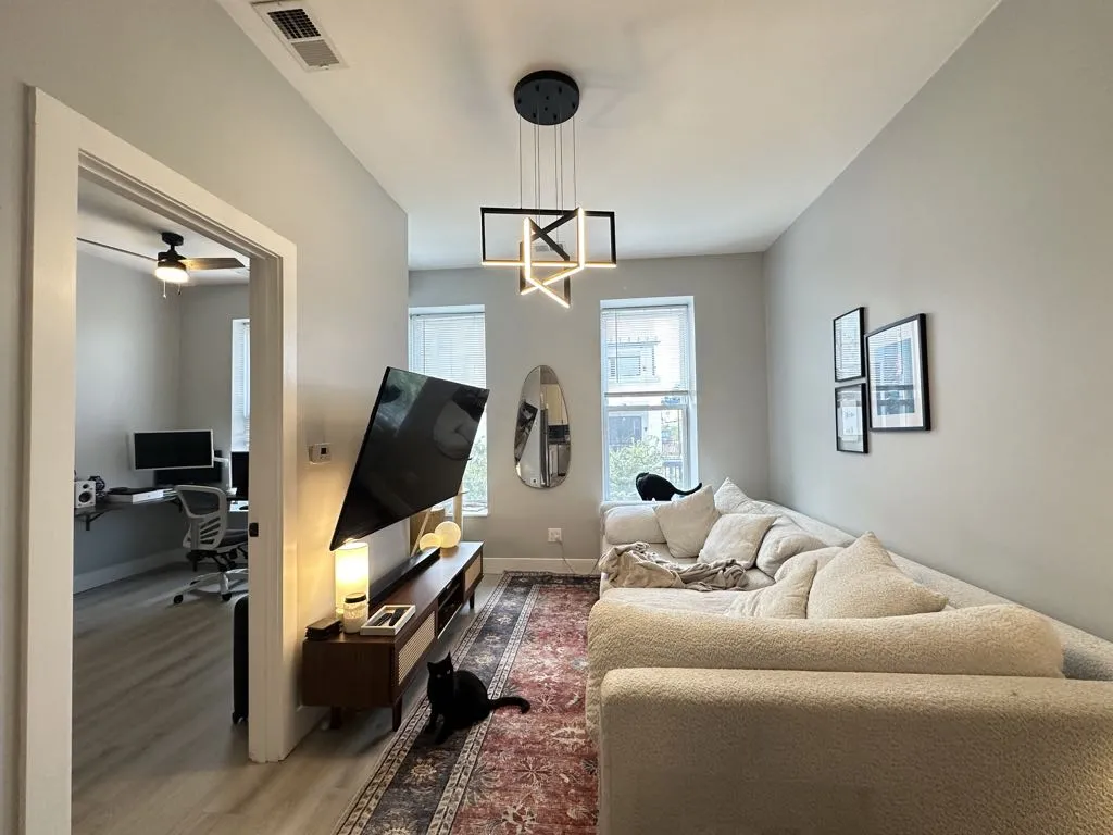 1333 W Walton, ,  60642 60642-unit#F4-Chicago-IL