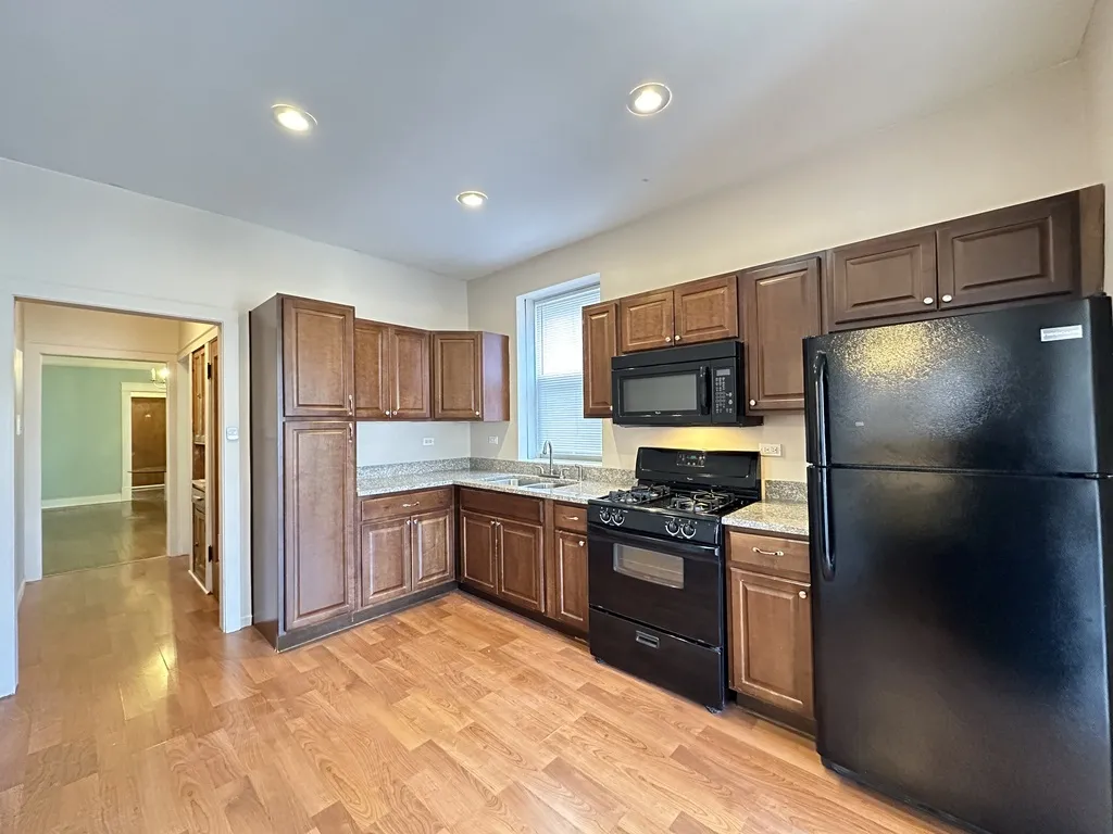 5023 N Ridgeway, ,  60625 60625-unit#2-Chicago-IL