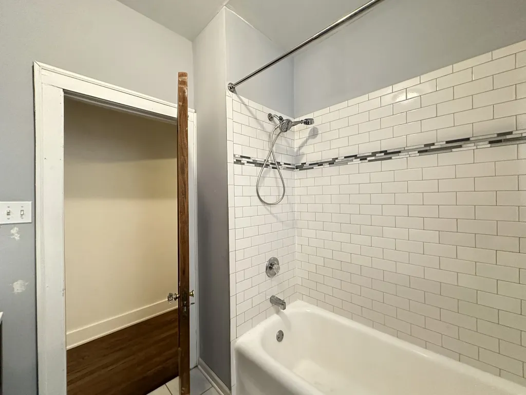 5023 N Ridgeway, ,  60625 60625-unit#2-Chicago-IL
