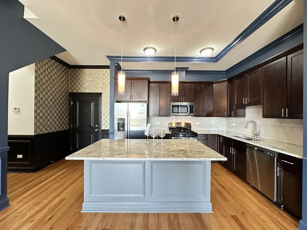 520 N Western, ,  60624 60624-unit#B5-Chicago-IL