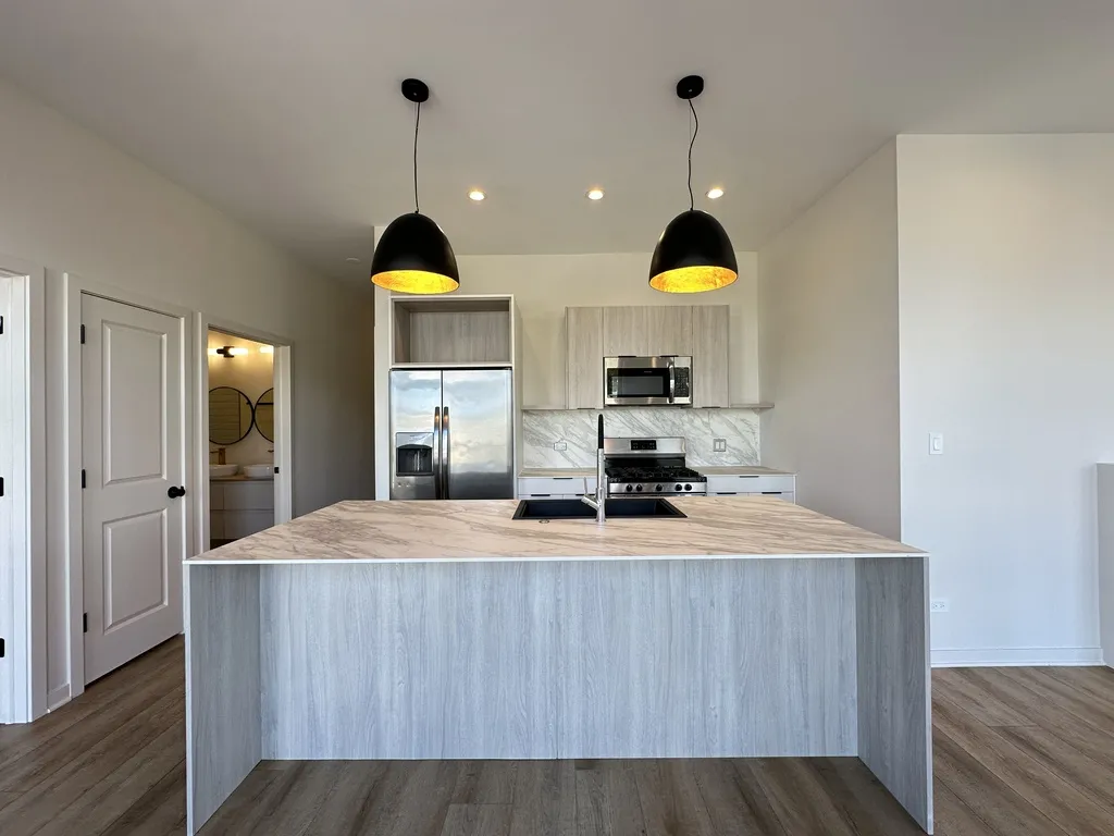 6340 W Belmont, , 60634 60634-unit#201-Chicago-IL