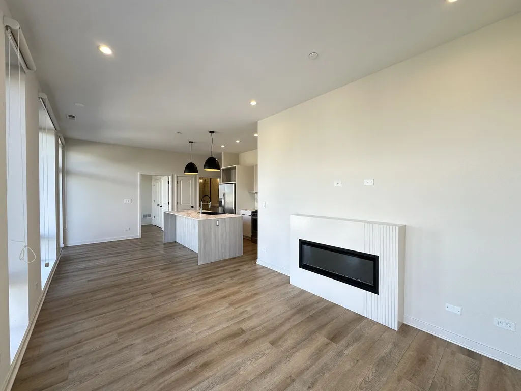 6340 W Belmont, , 60634 60634-unit#201-Chicago-IL