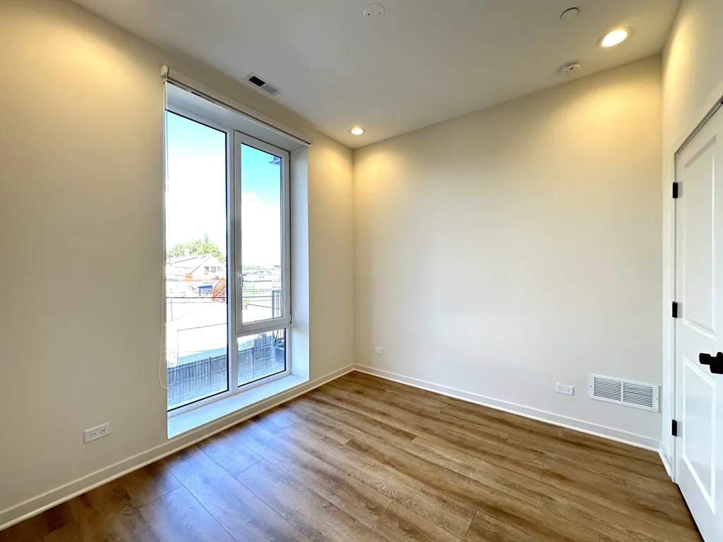 6340 W Belmont, , 60634 60634-unit#201-Chicago-IL