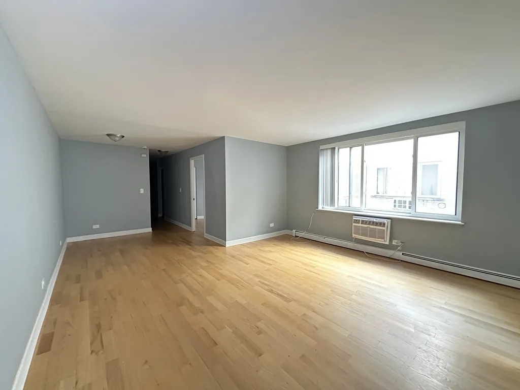 663 W Grace, ,  60613 60613-unit#304-Chicago-IL