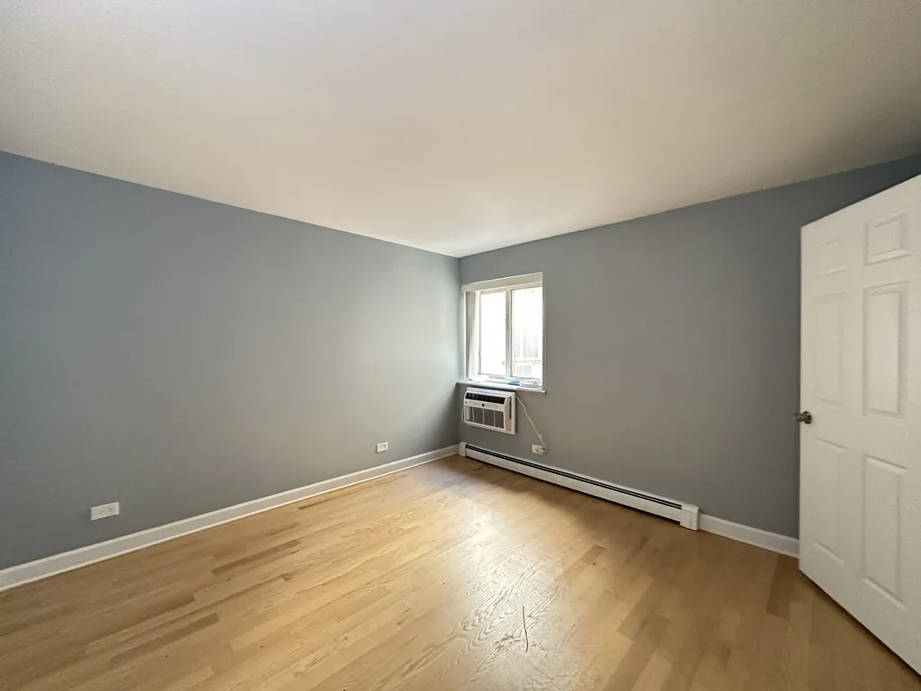 663 W Grace, ,  60613 60613-unit#304-Chicago-IL