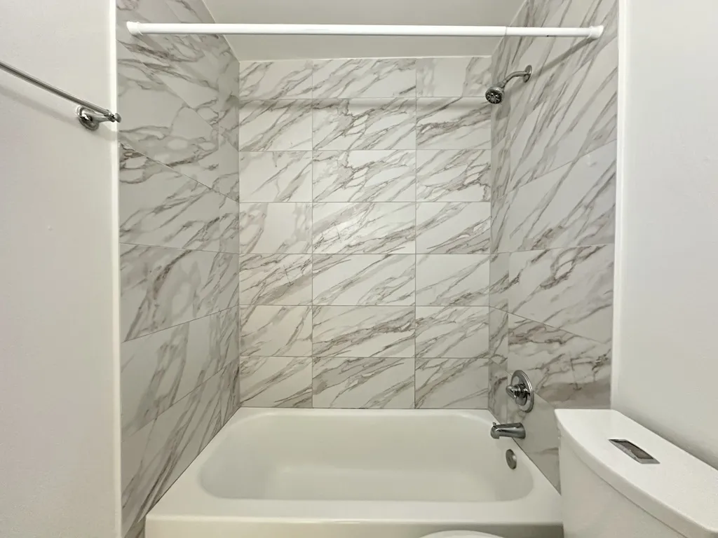 663 W Grace, ,  60613 60613-unit#304-Chicago-IL