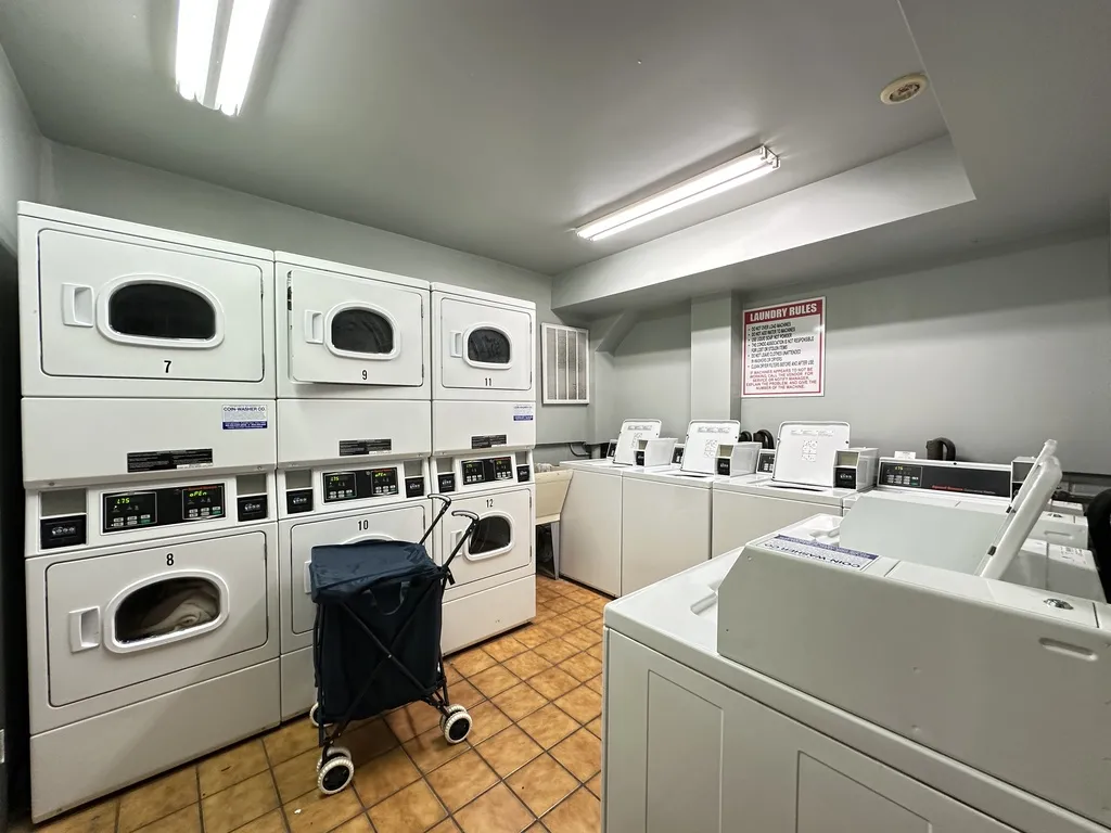 663 W Grace, ,  60613 60613-unit#304-Chicago-IL