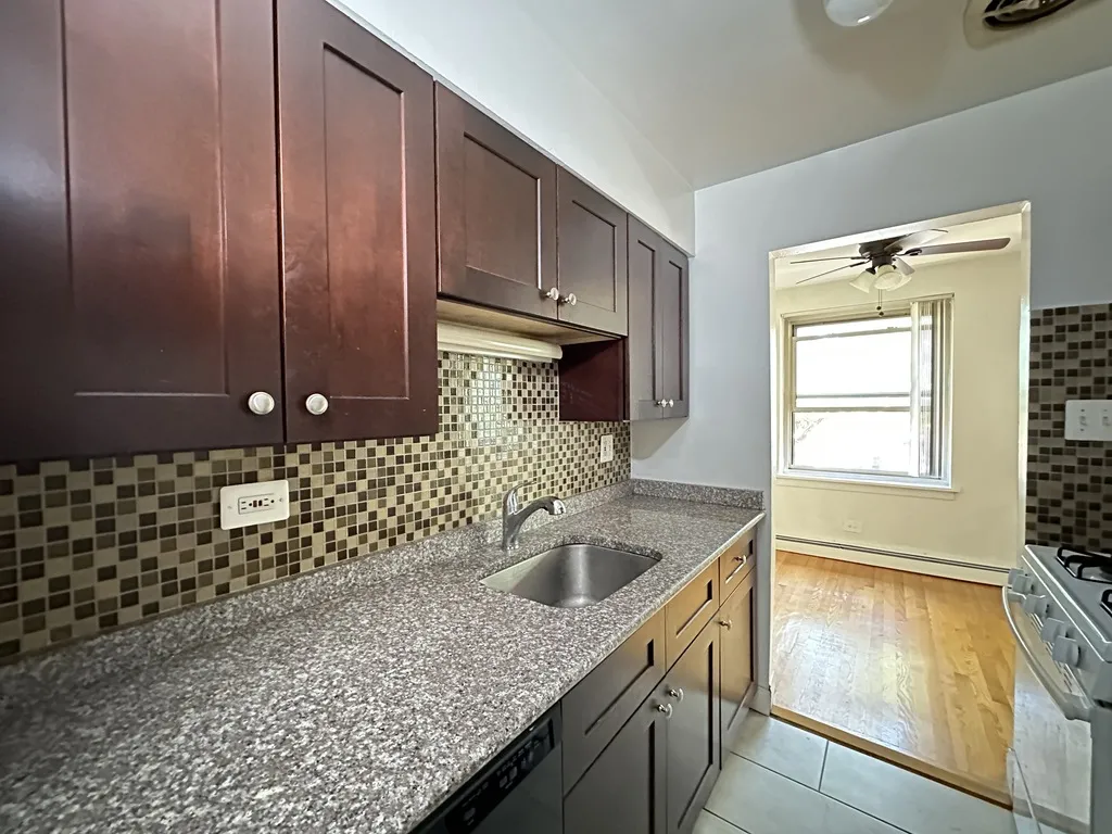 3710 N Pine Grove, ,  60613 60613-unit#401-Chicago-IL