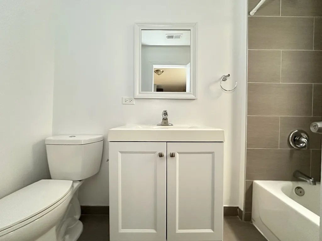 1640 W Pratt, ,  60626 60626-unit#B3-Chicago-IL