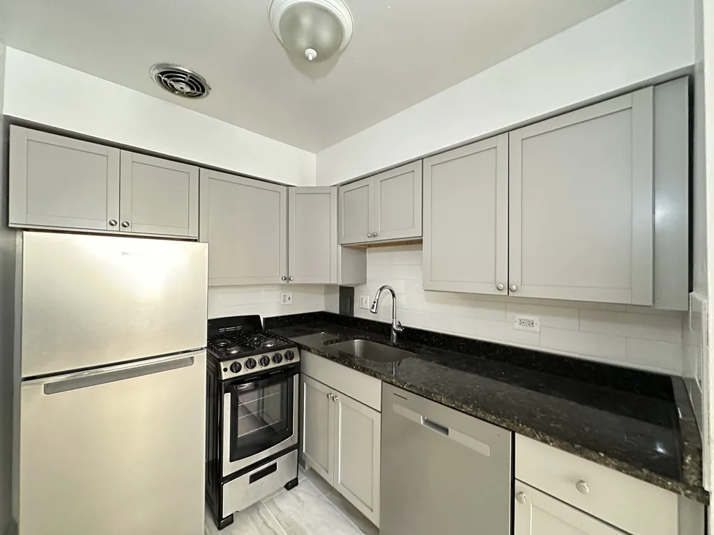 1515 W Morse, ,  60626 60626-unit#204-Chicago-IL