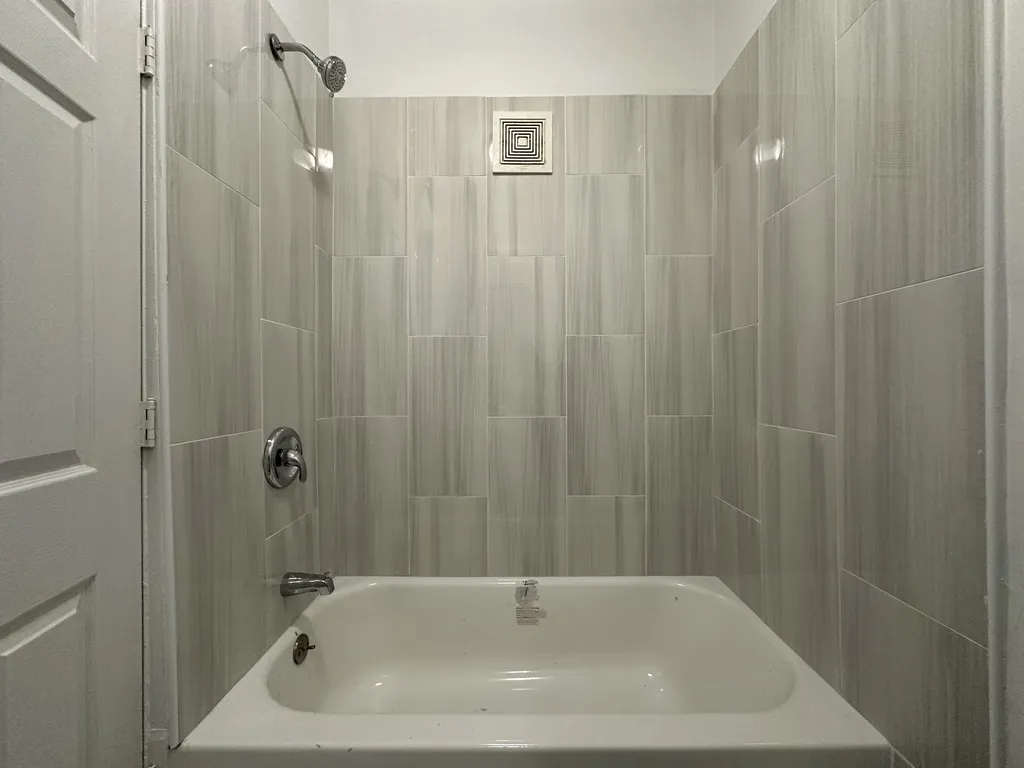 13195 W Estes, , 60626 60626-unit#22-Chicago-IL