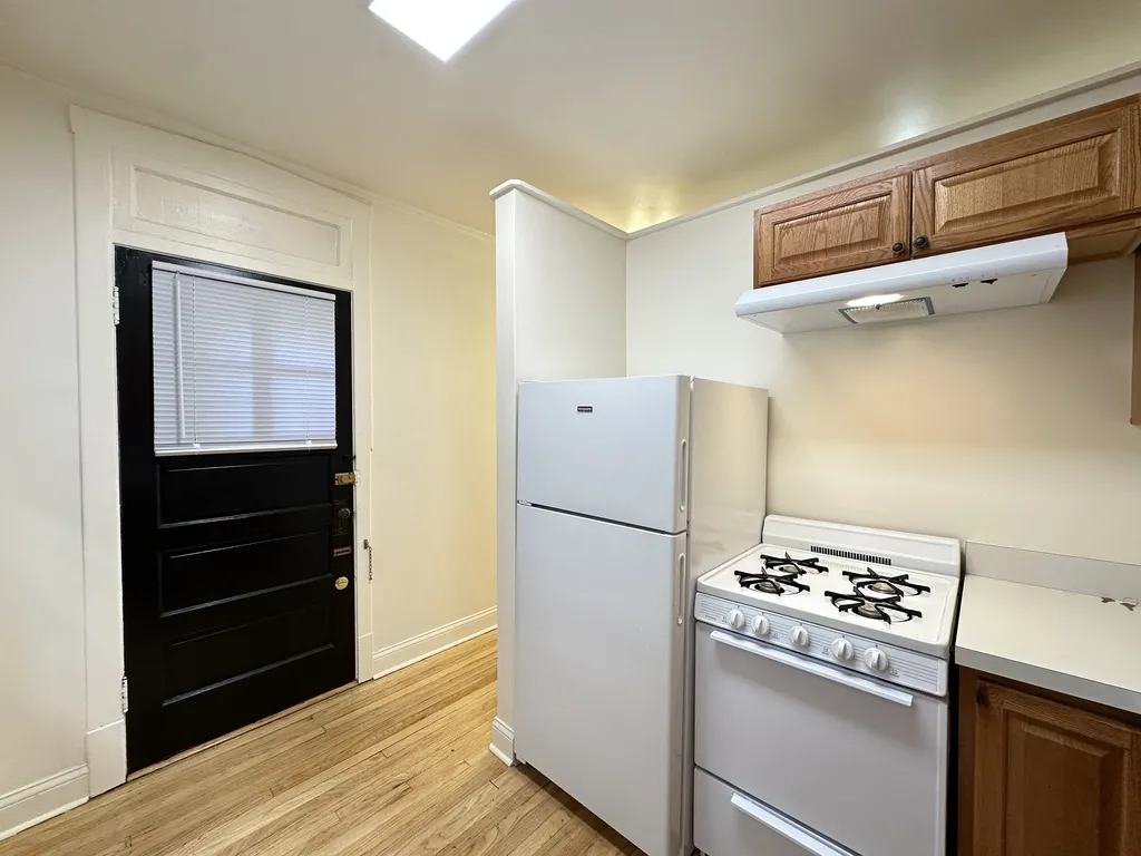 4311 N Francisco, , 60618 60618-unit#C3-Chicago-IL