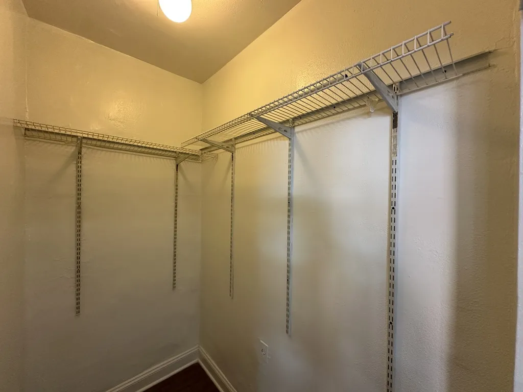661 W Sheridan, ,  60613 60613-unit#105-Chicago-IL