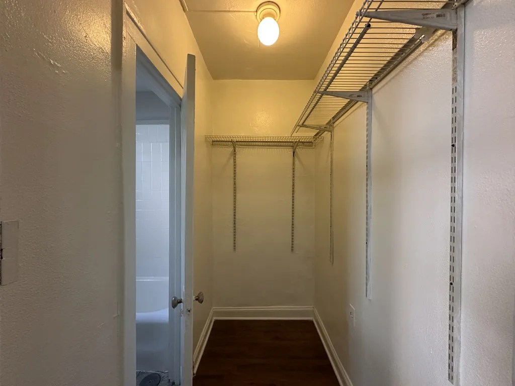 661 W Sheridan, ,  60613 60613-unit#105-Chicago-IL