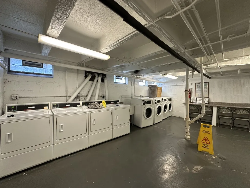 661 W Sheridan, ,  60613 60613-unit#105-Chicago-IL