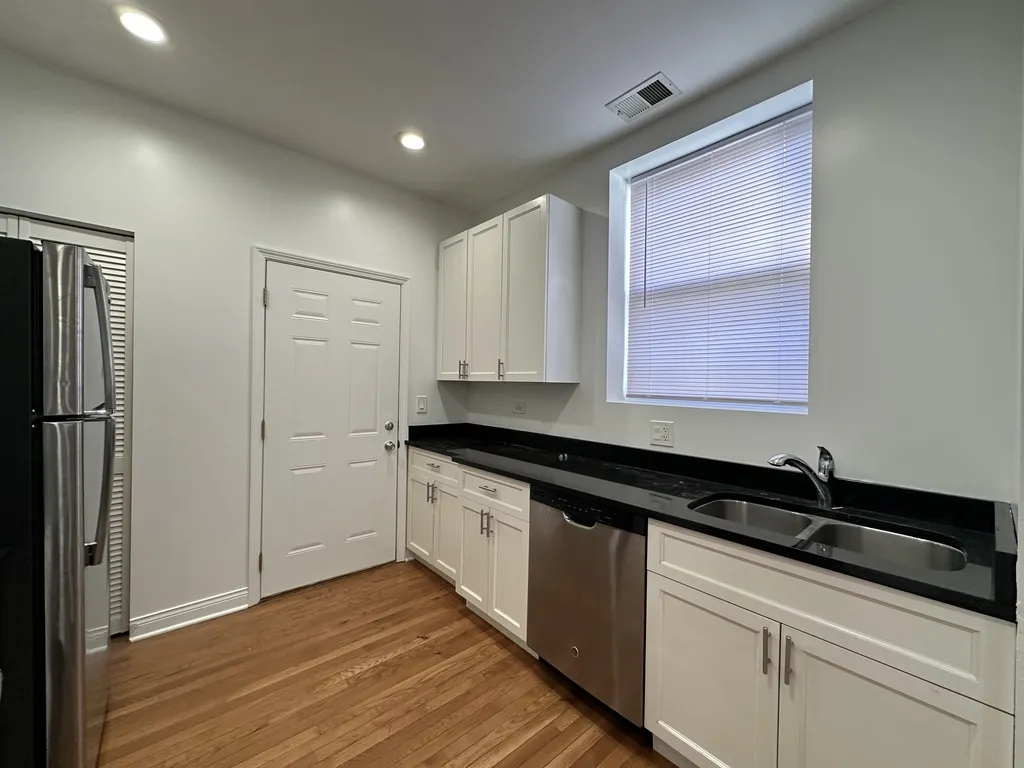 1157 W Lunt, ,  60626 60626-unit#4-Chicago-IL