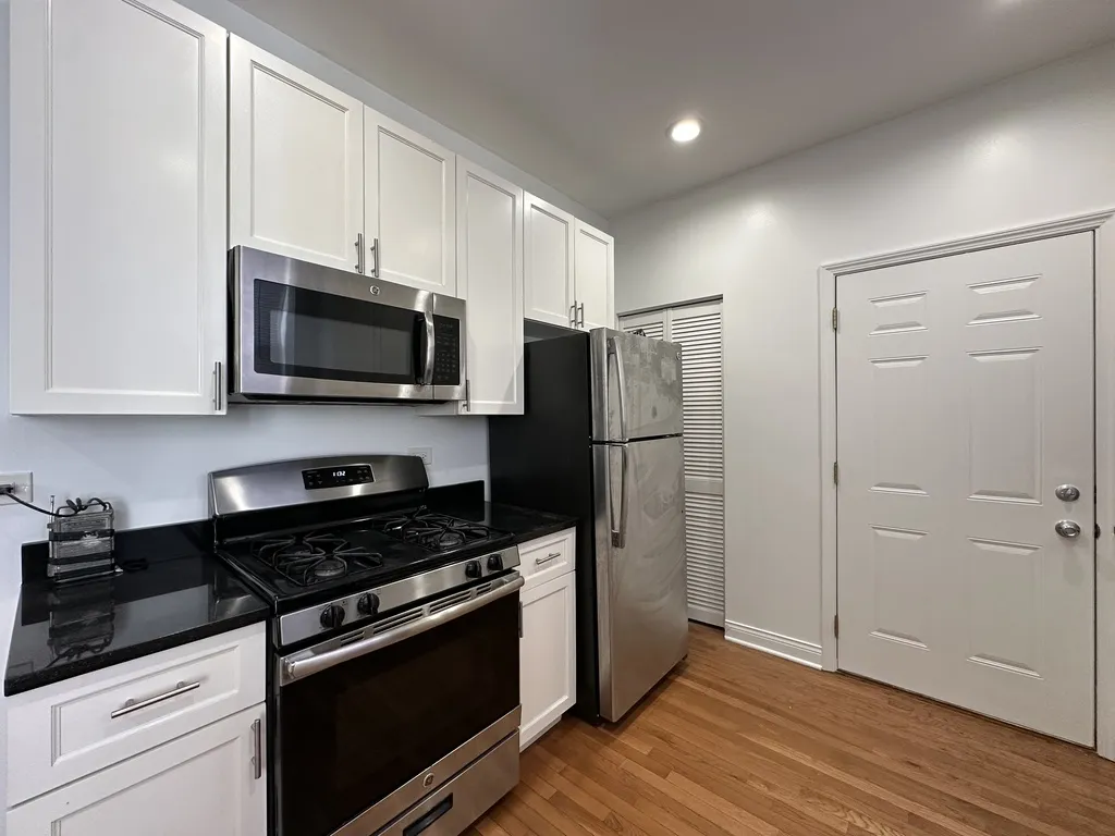1157 W Lunt, ,  60626 60626-unit#4-Chicago-IL