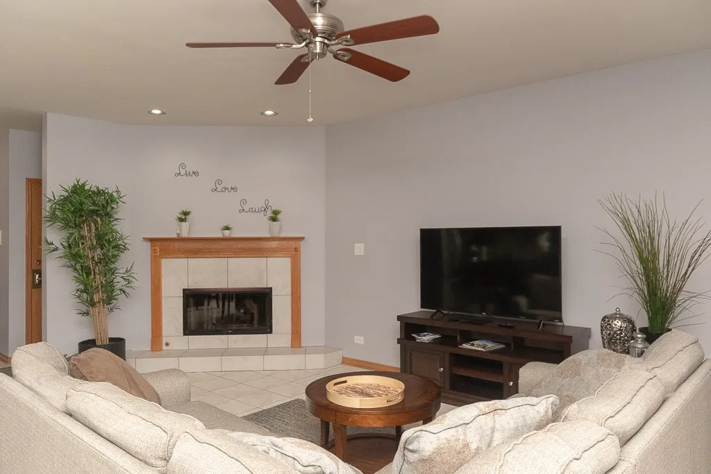 1222 W Belmont, ,  60657 60657-unit#3-Chicago-IL