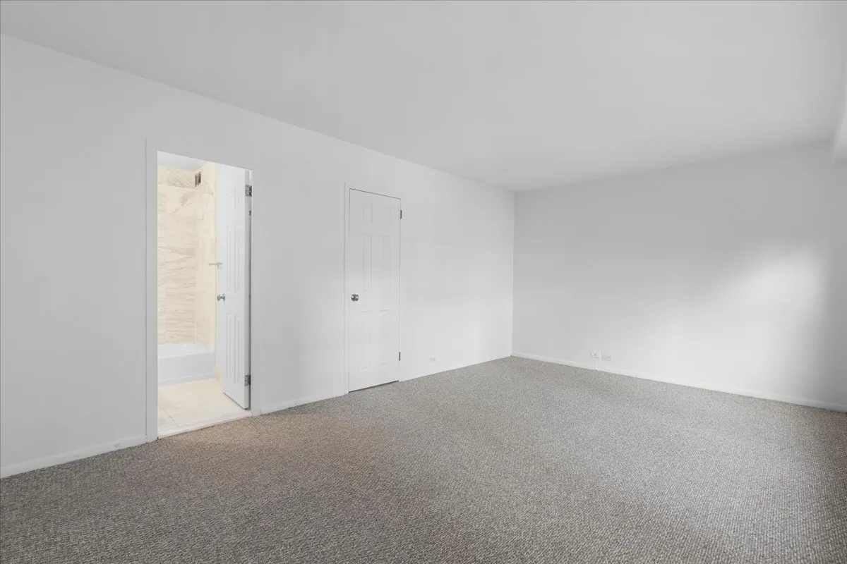 2970 N Lake Shore Dr   60657 60657-unit#6F-Chicago-IL
