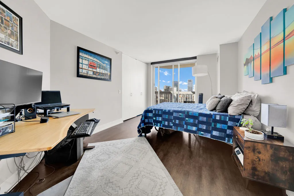 545 N Dearborn St   60654 60654-unit#2011-Chicago-IL