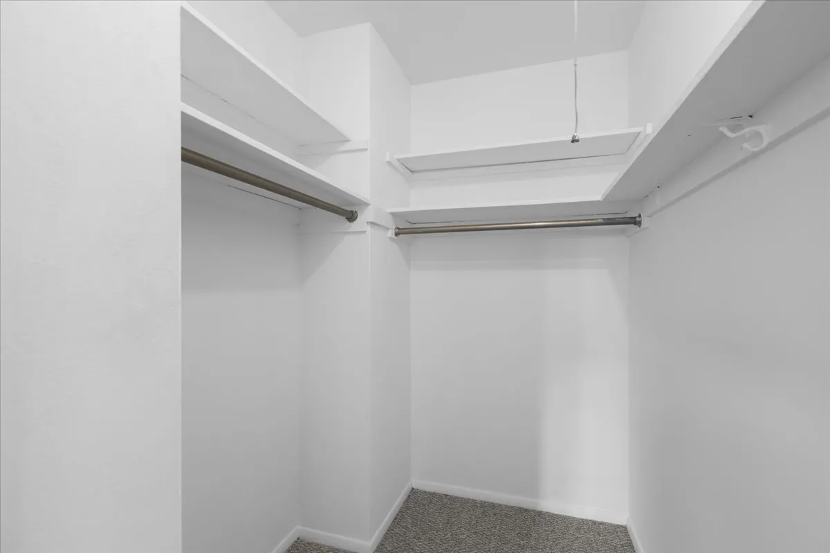 2970 N Lake Shore Dr   60657 60657-unit#6F-Chicago-IL