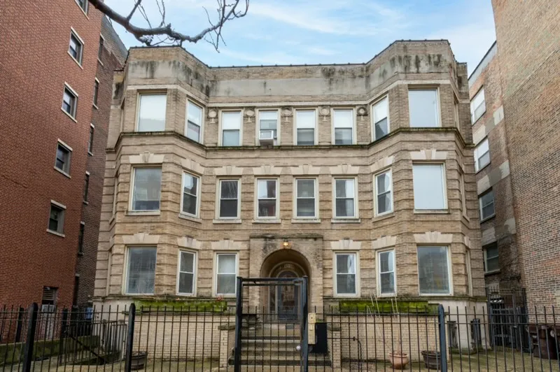 921 W Wilson Ave 60640 60640-unit#1W-Chicago-IL