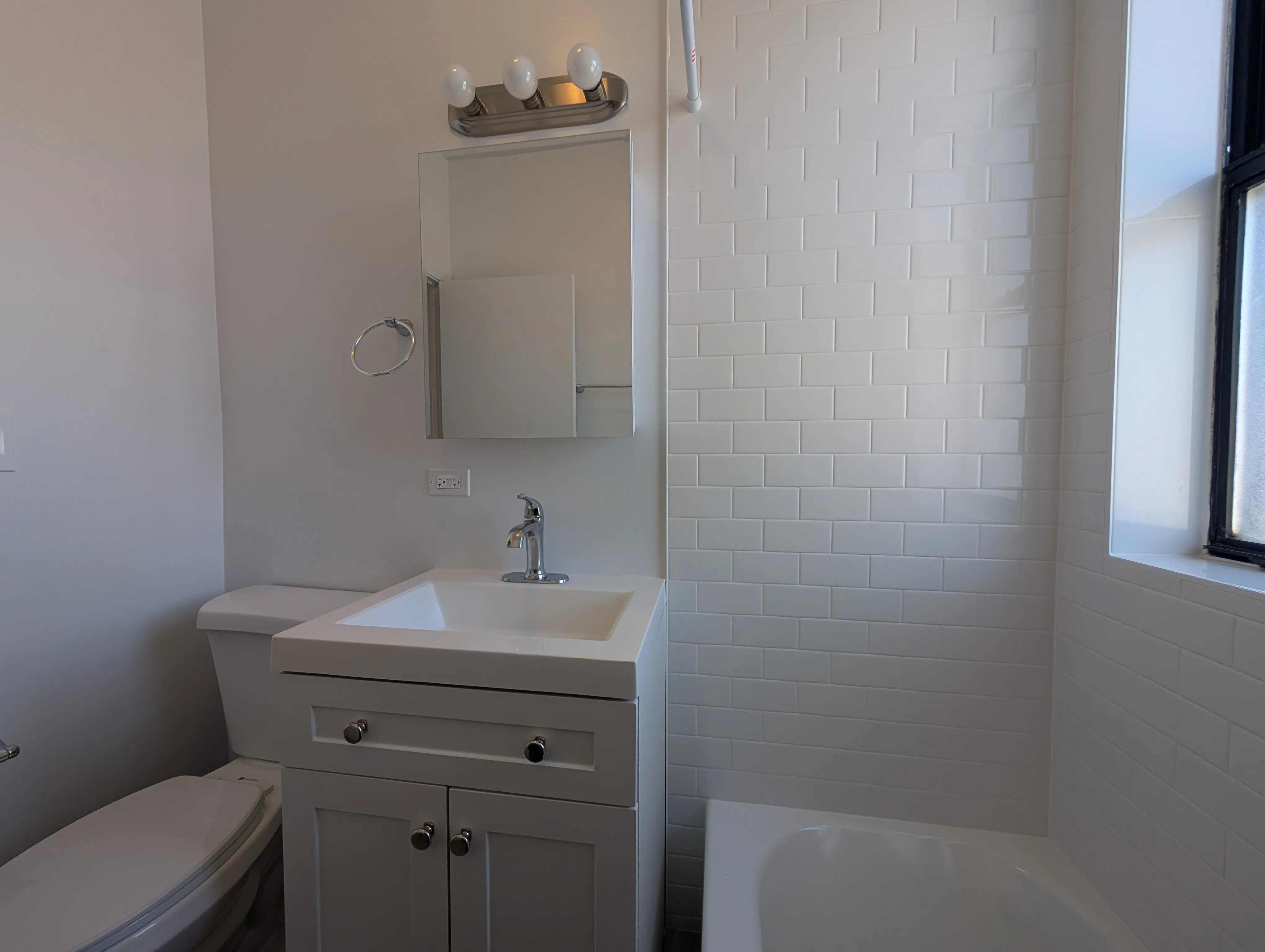 1540 N Kedzie Ave   60651 60651-unit#1M-Chicago-IL