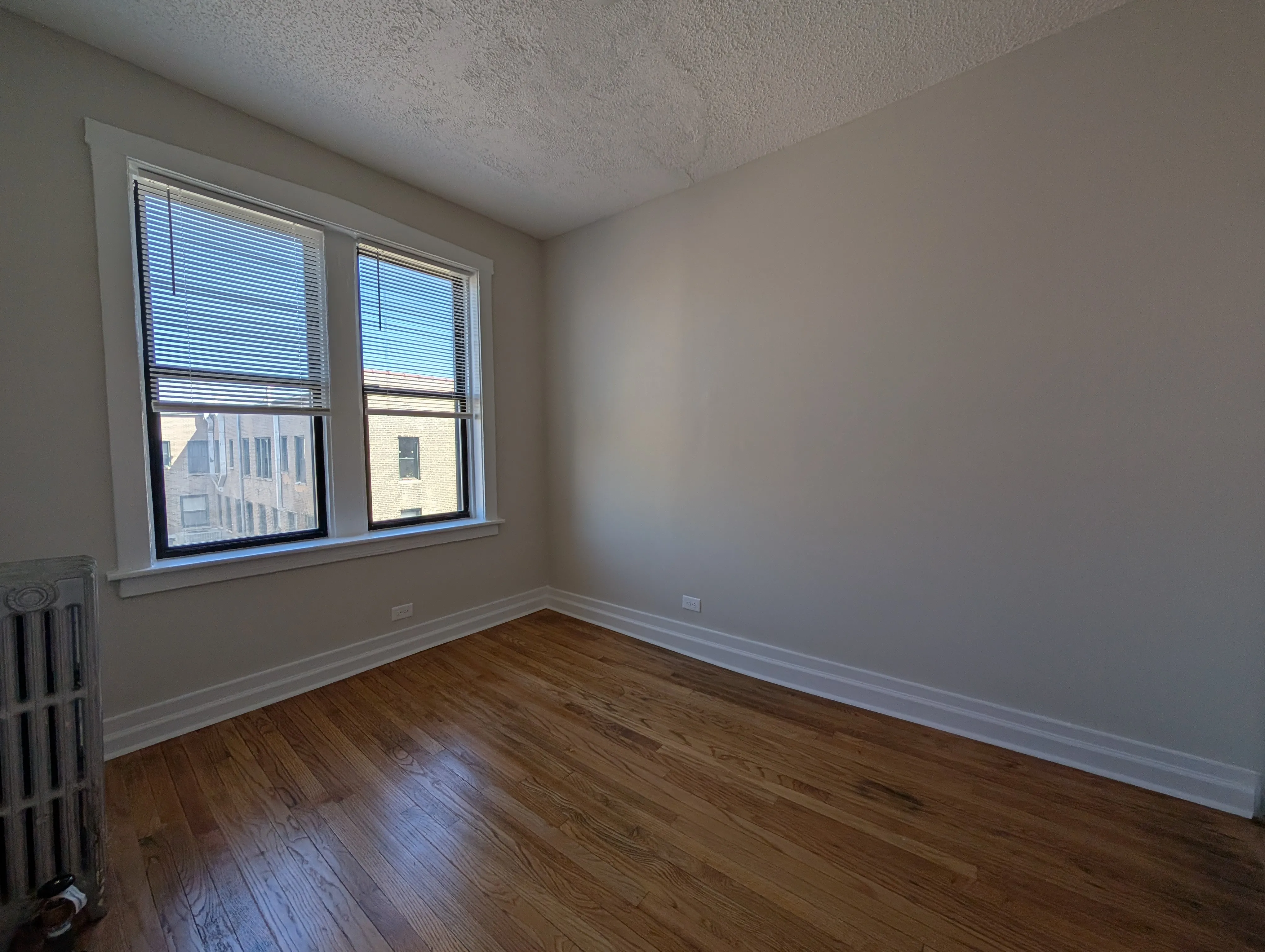 1540 N Kedzie Ave   60651 60651-unit#1M-Chicago-IL