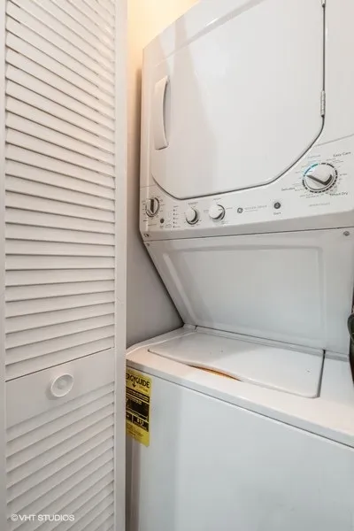 4212 S King Dr 60653 60653-unit#3W-Chicago-IL